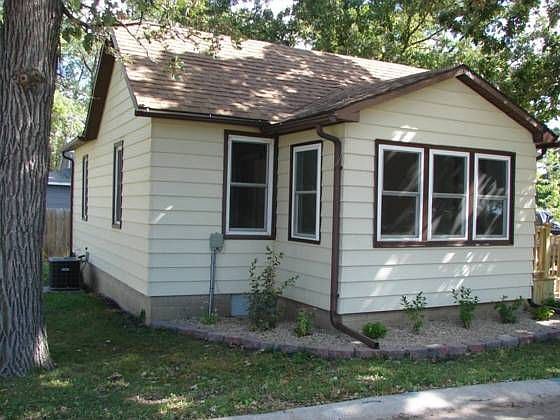 1st image of 1509 S Shore Dr