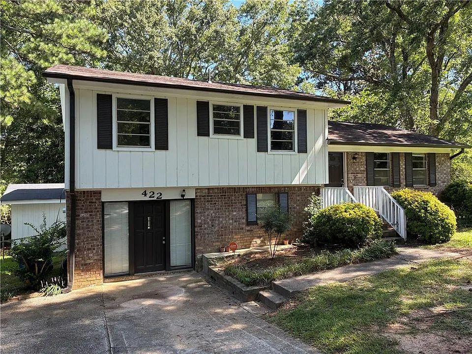 422 Emmett St