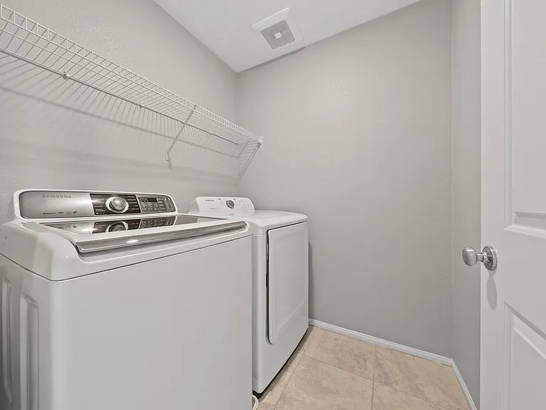1103 Desert Dome Ave — Photo 19