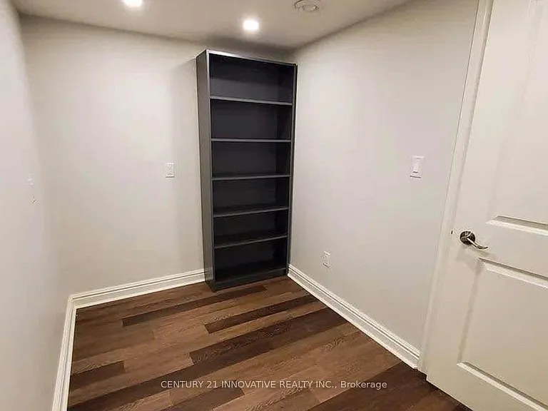 586 Chamberlain Rd — Photo 10