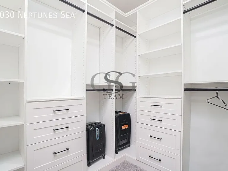 3030 Neptunes Sea — Photo 15