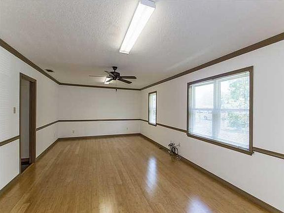 5th image of 12570 Grandview Dr N