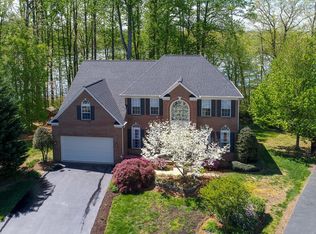 15594 Canvasback Ct, Woodbridge, VA 22191