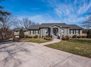 123 Ridgewood Dr, Bowling Green, KY 42103