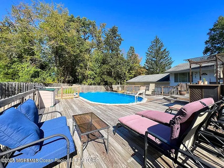 624 Fort Plains Rd — Photo 17