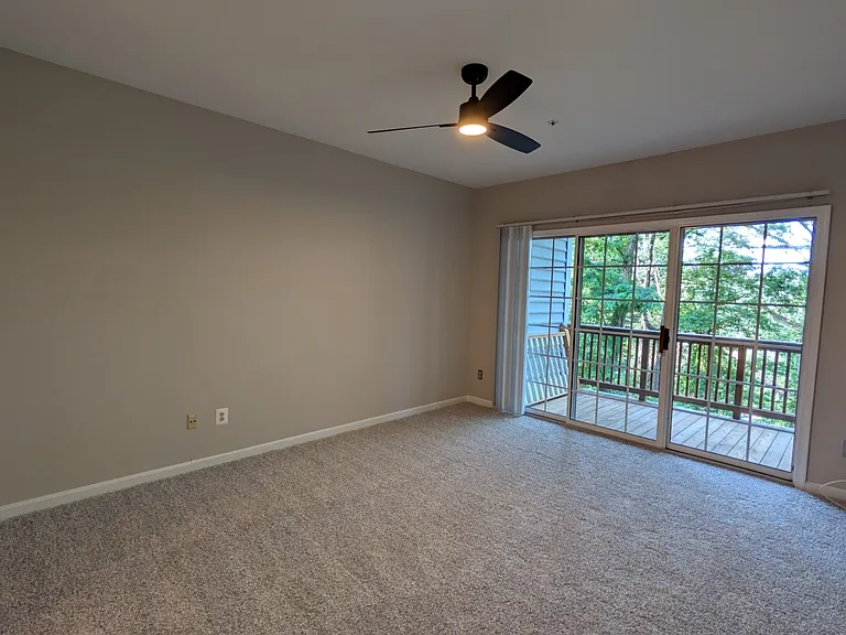332 Overlook Dr — Photo 13