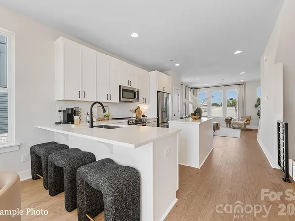 142 Red Azalea Ln #25, Charlotte, NC 28217