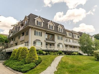255 Winter St Unit 305, Waltham, MA, 02451