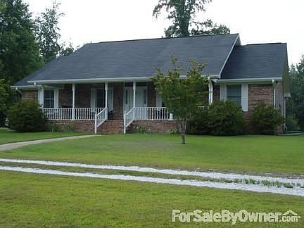 Front View Right zoomed in