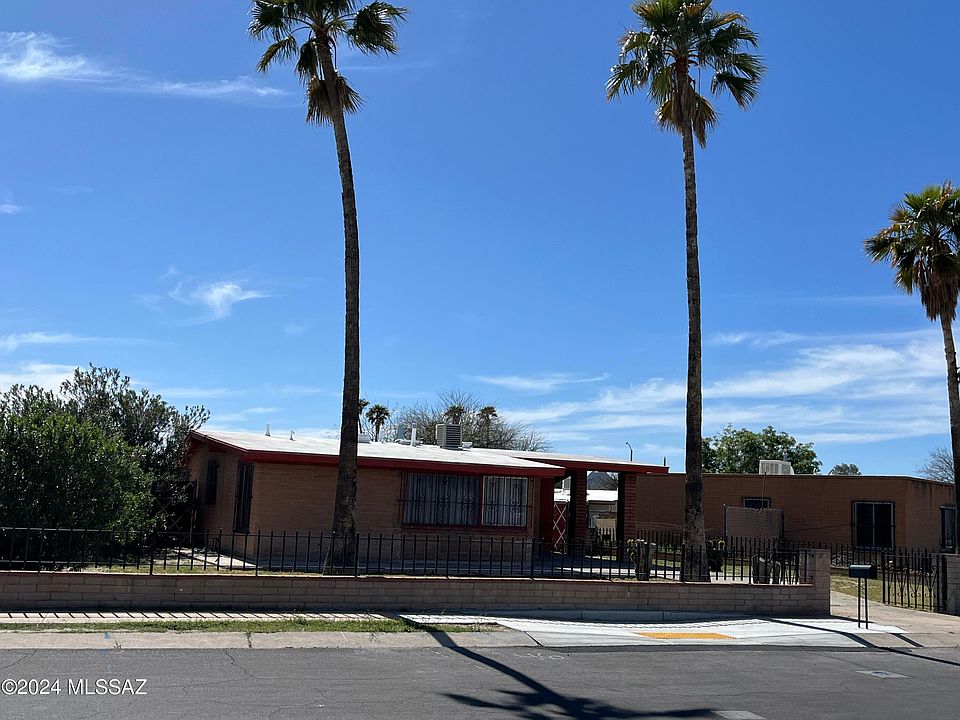 1st image of 821 W Hawaii Dr