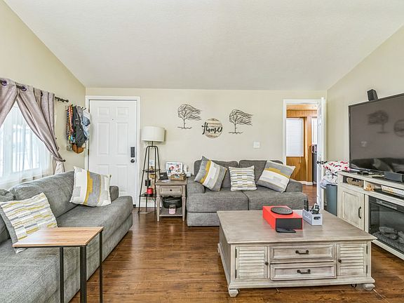 4th image of 8221 Ilex St Space 10