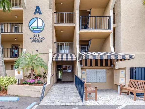 90 S HIGHLAND AVENUE #110, TARPON SPRINGS, FL 34689