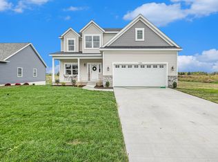 220 Plum Ln, Coopersville, MI 49404