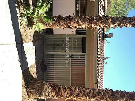 4th image of 429 N Lamb Blvd