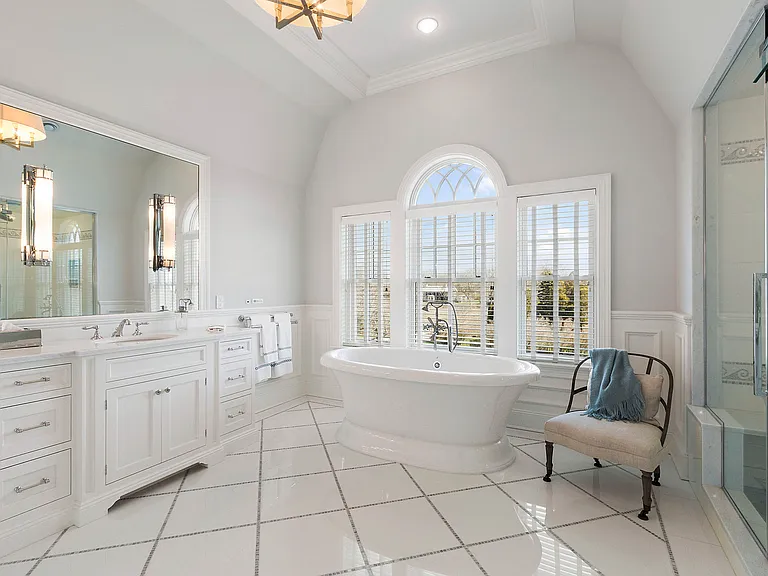 27 Jones Rd — Photo 19