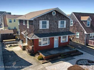 327 Roberts Ave, Seaside Park, NJ 08752
