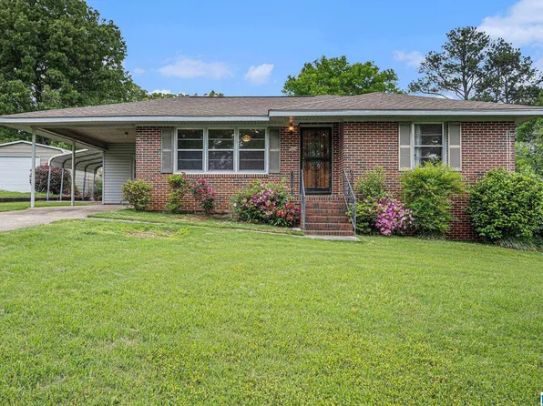 904 Catalpa Ln, Oxford, AL 36203
