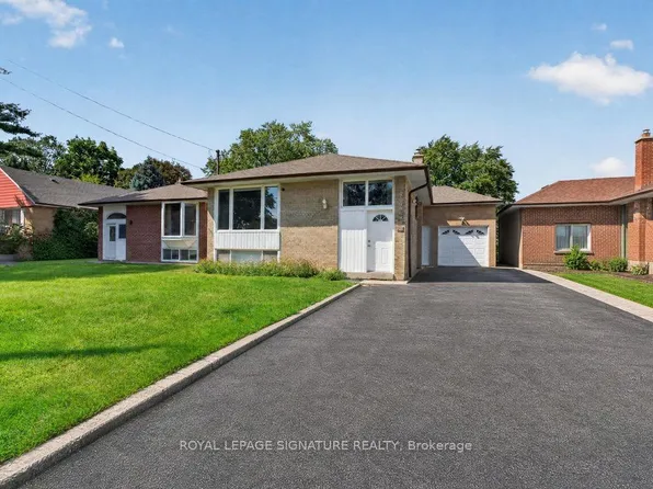 128 Trinnell Blvd, Toronto, ON M1L 1S7