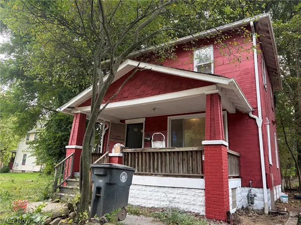 170 Stone St, Akron, OH 44305