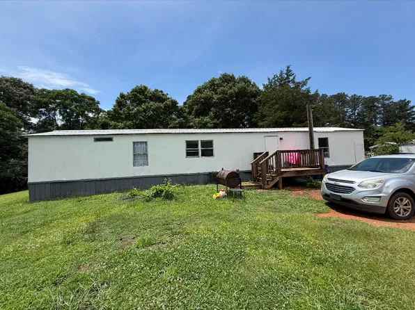 26 Leanne Dr, Hartwell, GA 30643