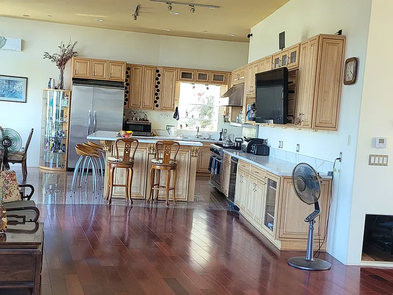 3906 Witzel Dr — Photo 6