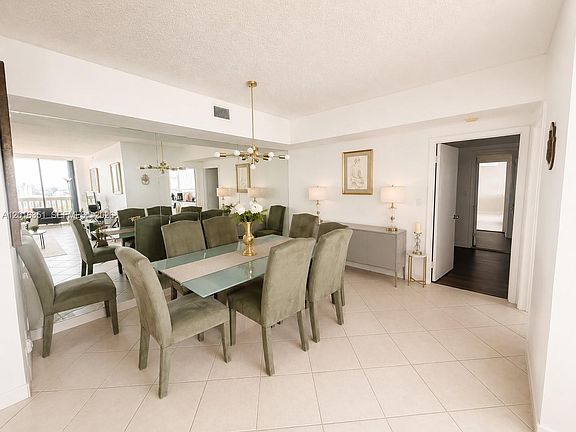 4th image of 2000 Island Blvd APT 2710