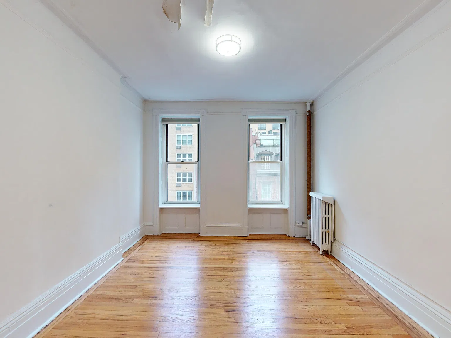 424 East 85th Street — Photo 1