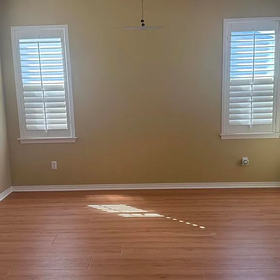 361 Cottages Ct — Photo 11