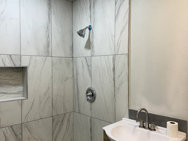 6205 Hughes St — Photo 3