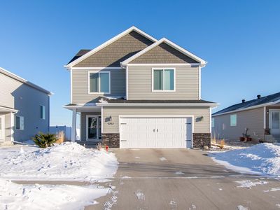 5752 58th St S, Fargo, ND, 58104