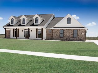 2305 Diamond D Dr, Beaumont, TX 77713