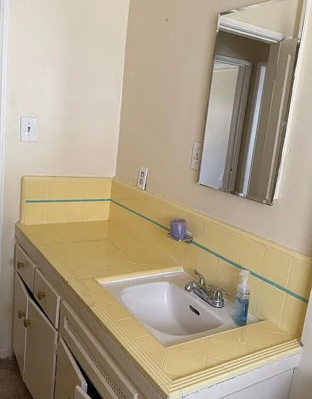 4179 Marlton Ave #9 — Photo 5