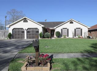 633 Spring Breeze St, League City, TX 77573