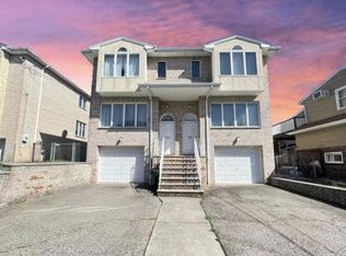 2412 5th St #2412, Fort Lee, NJ 07024