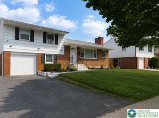 1972 Collingswood Dr, Bethlehem, PA 18018