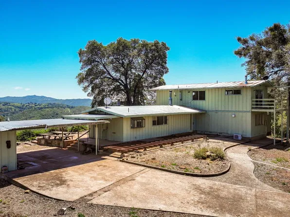 486 Rich Gulch Rd, Mokelumne Hill, CA 95245