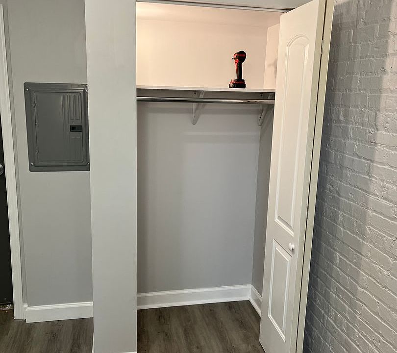 1st image of 4735 N Beacon St #110