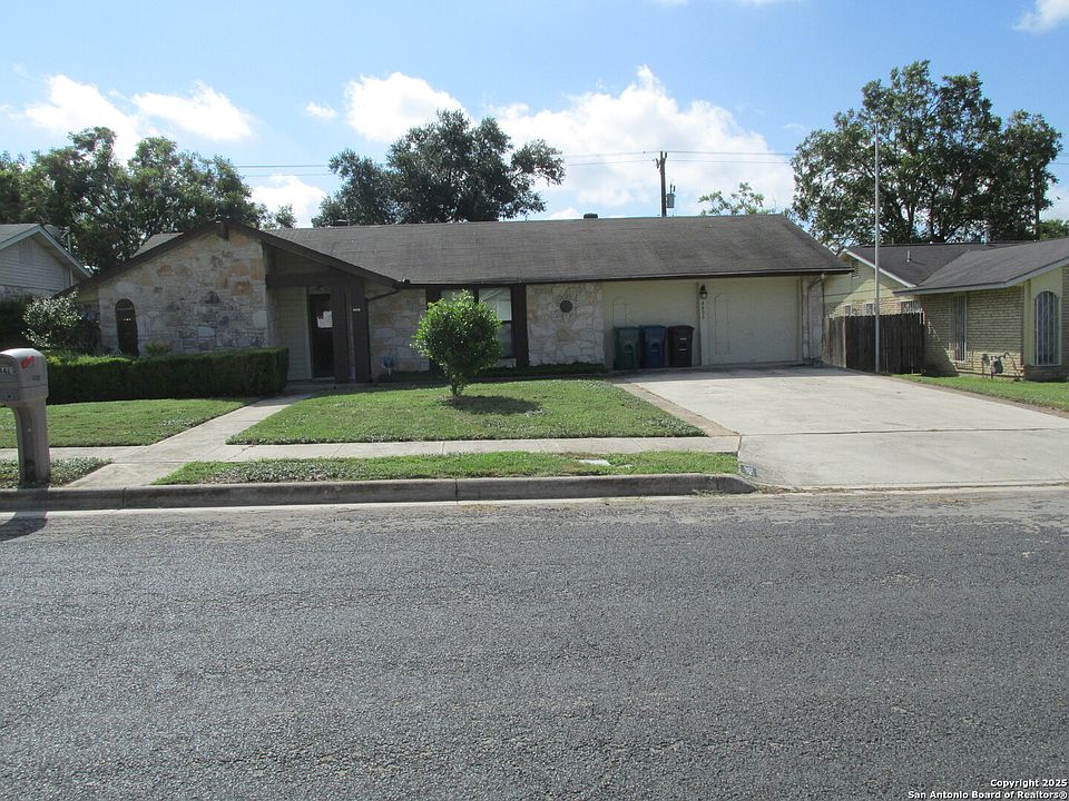 1st image of 4406 N Bayliss