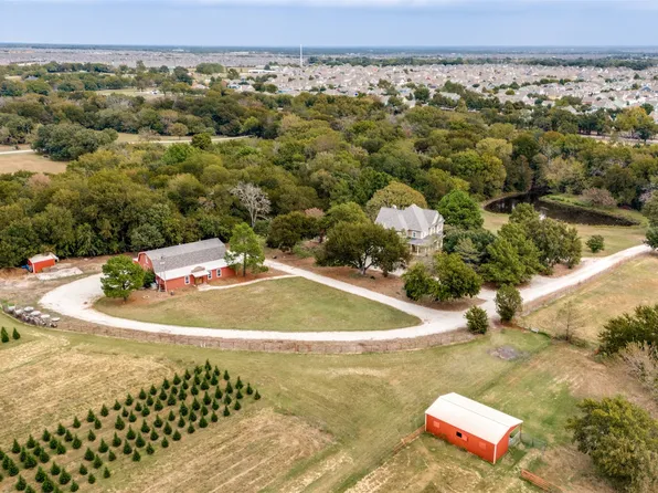 1833 Dr Sanders Rd, Aubrey, TX 76227