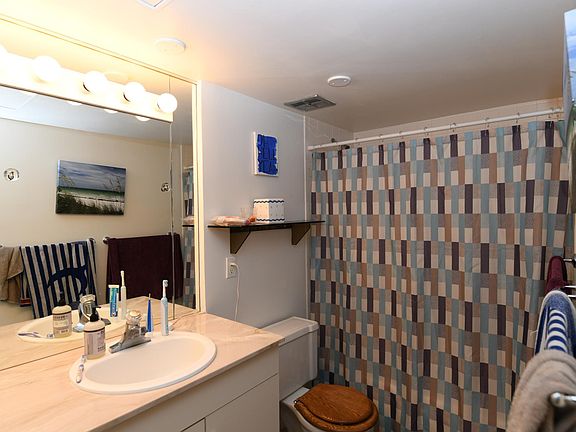5th image of 555 E 12th Ave #1804