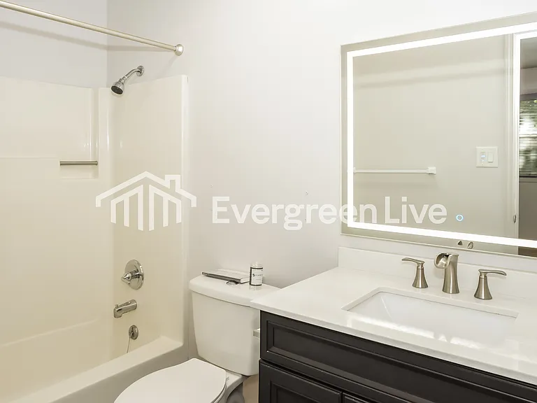 917 Bedford Dr SW — Photo 11