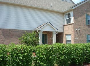 535 Brookfield Dr #84, Westland, MI 48185