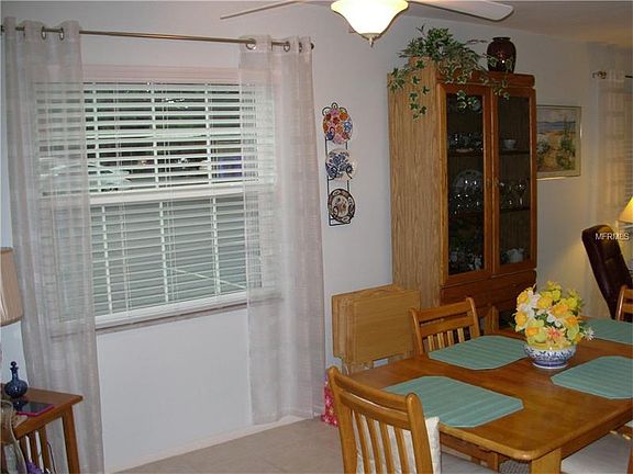 4th image of 400 Glennes Ln APT 101
