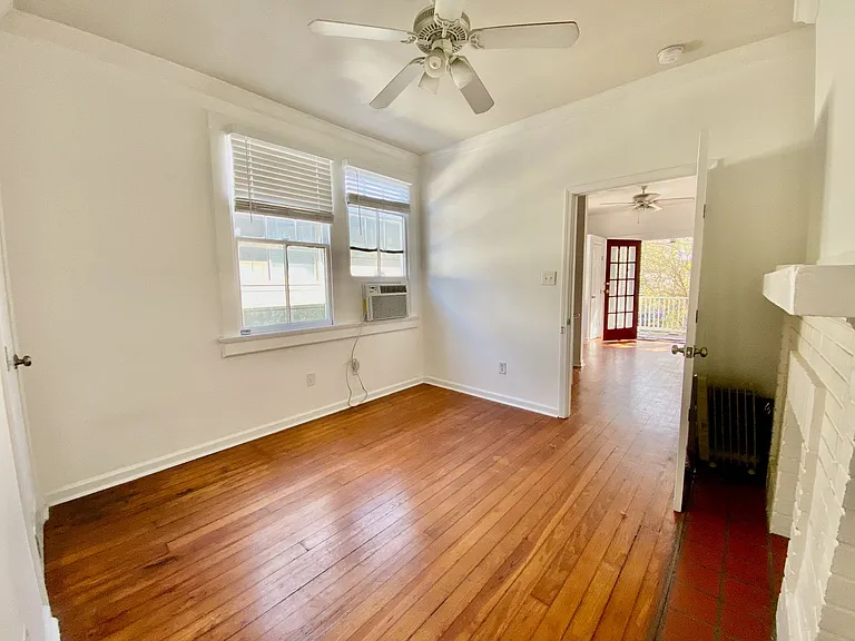 4909-4911 Laurel St #4909-unit A — Photo 6