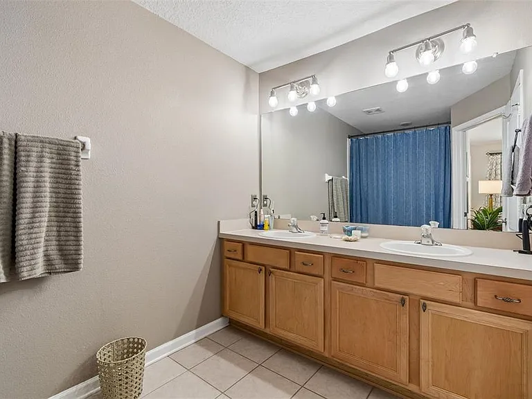 26606 Castleview Way — Photo 20