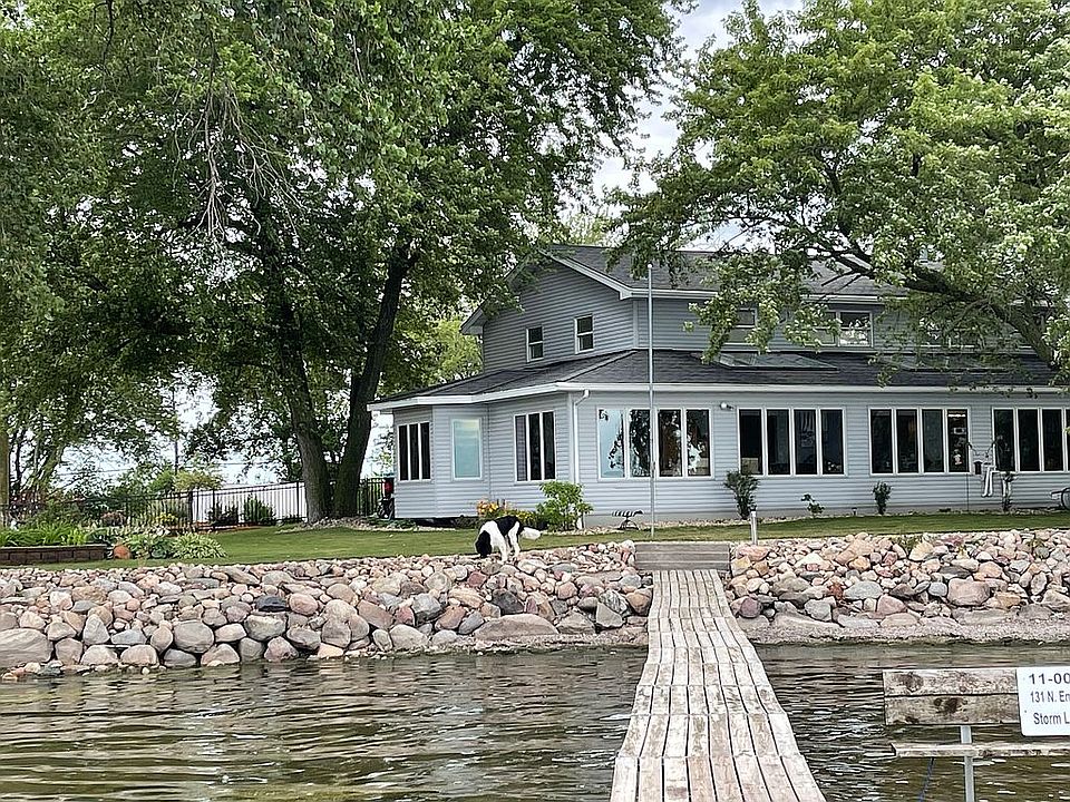 1st image of 131 N Emerald Dr