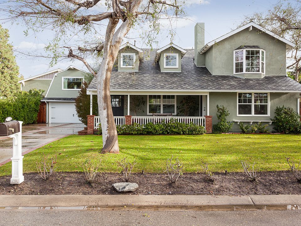 1st image of 2692 Club Mesa Pl