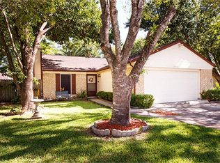 15731 Pipers View Dr, Webster, TX 77598