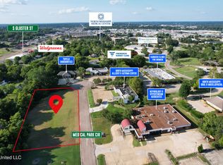 Medical Park Cir, Tupelo, MS 38801