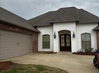 6004 Settlers Dr, Alexandria, LA 71303